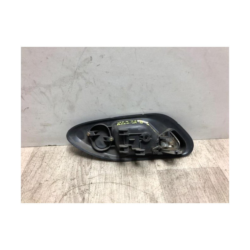 Poignee interieur avant gauche HONDA ACCORD 6 PHASE 1 COUPE d’occasion
