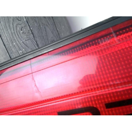 Bandeau de feu malle/hayon MAZDA 323 4 PHASE 1 d’occasion