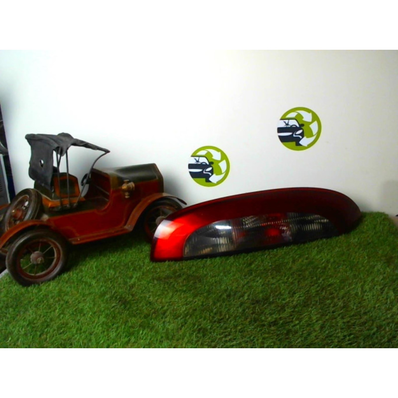 Feu arriere principal gauche (feux) OPEL CORSA C PHASE 1 d’occasion