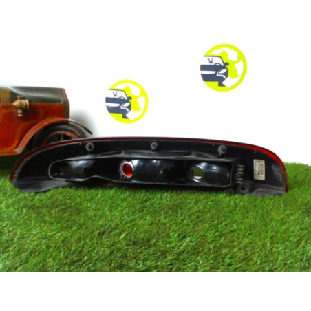 Feu arriere principal gauche (feux) OPEL CORSA C PHASE 1 d’occasion