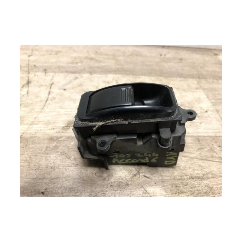 Interrupteur de leve vitre avant droit HONDA ACCORD 6 PHASE 1 COUPE d’occasion