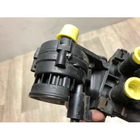 Pompe à eau AUDI A6 3 AVANT PHASE 1 BREAK d’occasion