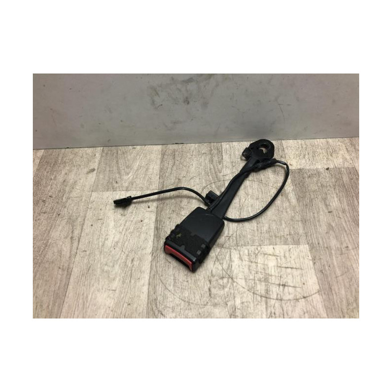 Attache ceinture avant droit AUDI A4 3 PHASE 2 d’occasion