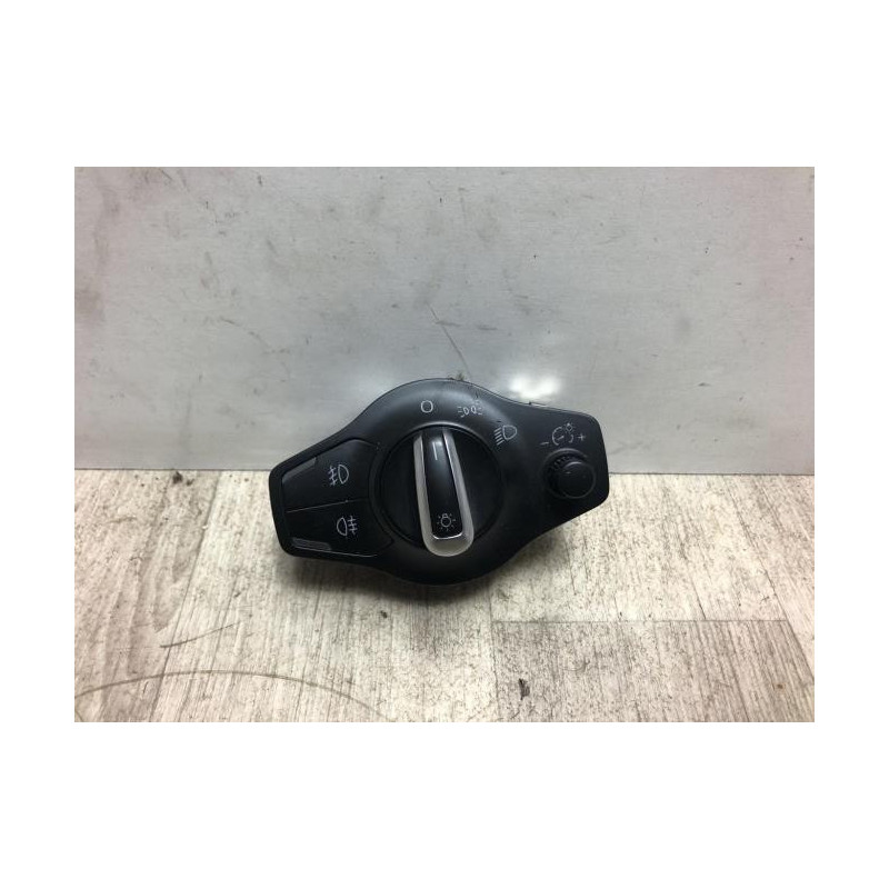 Commande de phare AUDI A4 3 PHASE 2 d’occasion