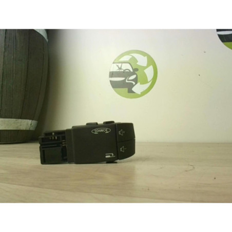 Commande autoradio RENAULT LAGUNA 2 PHASE 1 d’occasion
