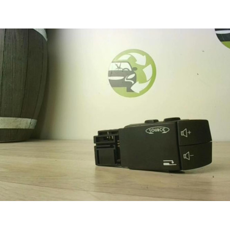 Commande autoradio RENAULT LAGUNA 2 PHASE 1 d’occasion