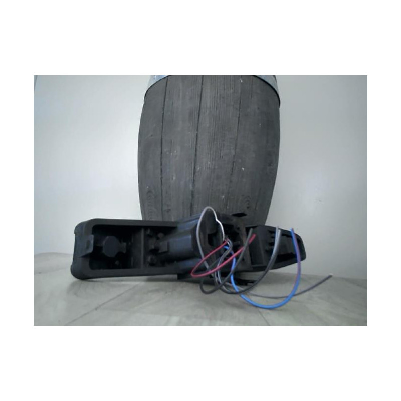 Platine feu arriere gauche RENAULT SCENIC 2 PHASE 1 d’occasion