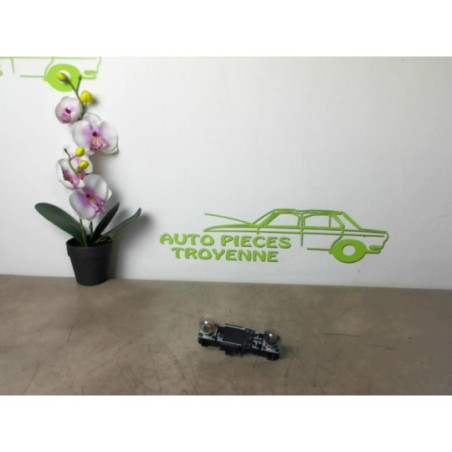 Platine feu arriere gauche RENAULT LAGUNA 1 PHASE 2 d’occasion
