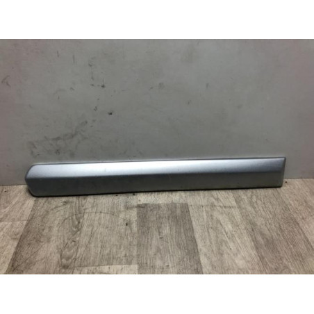 Baguette de porte arriere droite ISUZU D-MAX 1 PHASE 2 d’occasion