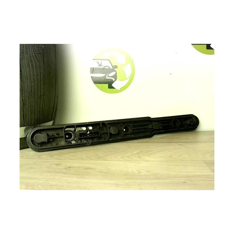 Platine feu arriere gauche FORD C-MAX 1 PHASE 2 d’occasion