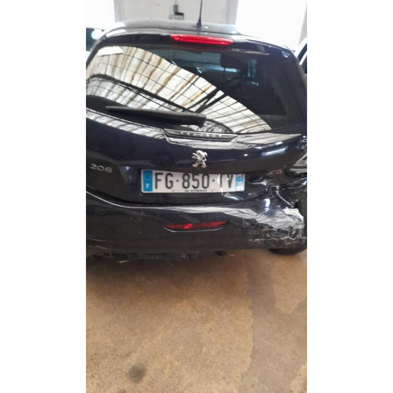 Vitre arriere droit PEUGEOT 208 1 PHASE 2 d’occasion