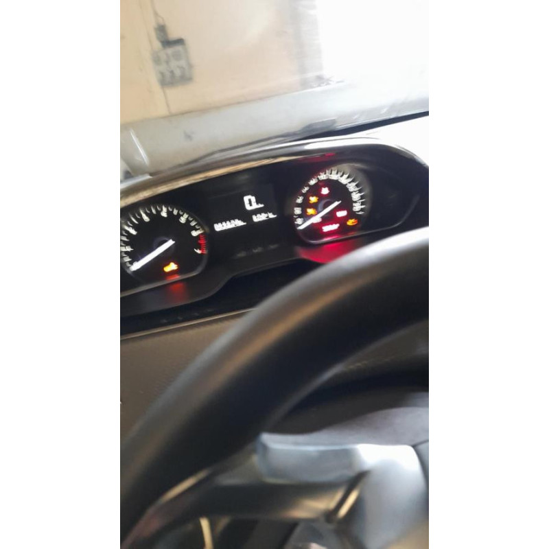 Vitre arriere droit PEUGEOT 208 1 PHASE 2 d’occasion