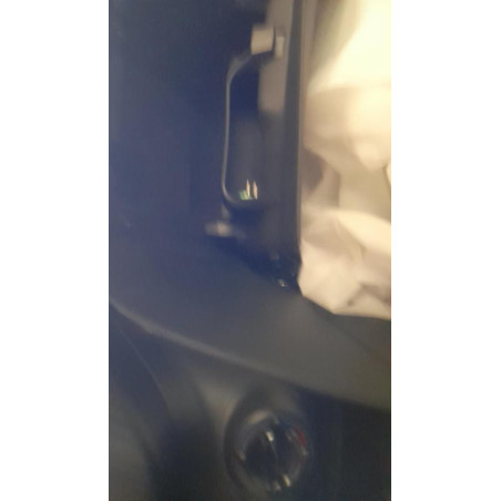 Vitre arriere droit PEUGEOT 208 1 PHASE 2 d’occasion