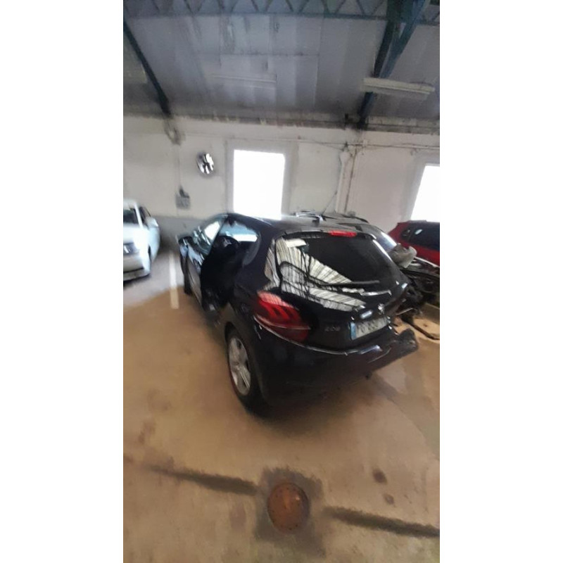 Vitre arriere droit PEUGEOT 208 1 PHASE 2 d’occasion
