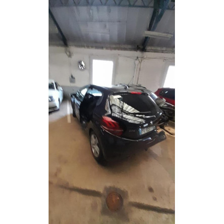 Vitre arriere droit PEUGEOT 208 1 PHASE 2 d’occasion