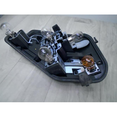 Platine feu arriere gauche OPEL ASTRA H PHASE 1 d’occasion