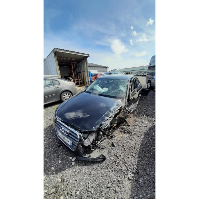 Cache moteur  AUDI A4 3 PHASE 2 d’occasion