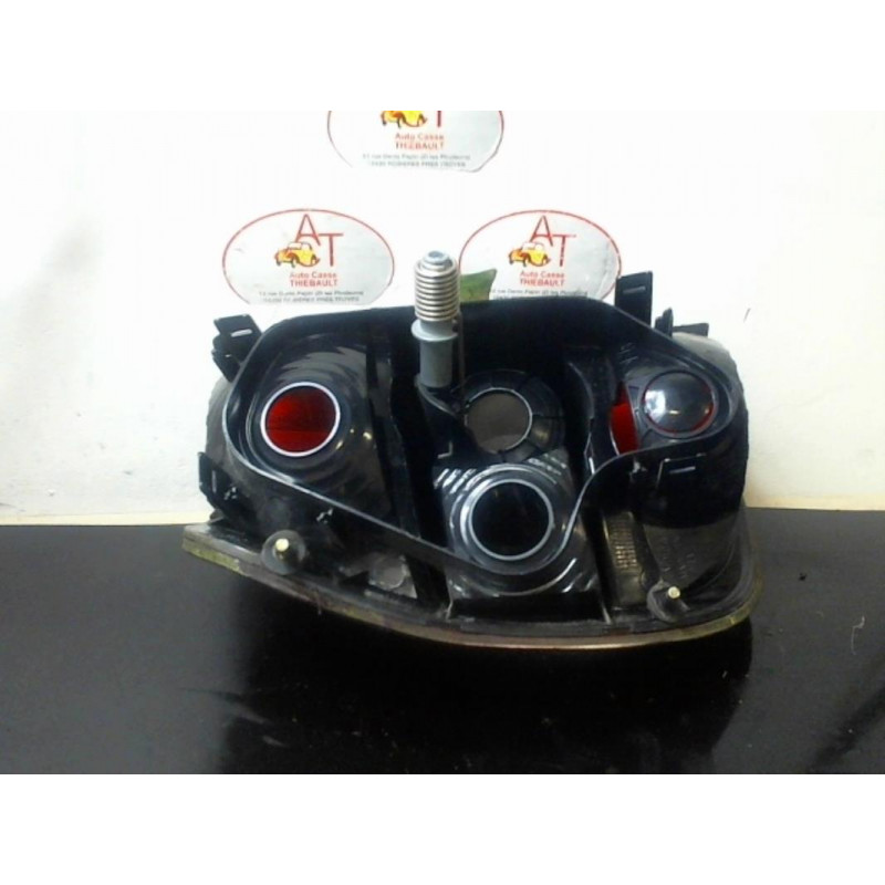 Feu arriere principal droit (feux) VOLKSWAGEN FOX d’occasion