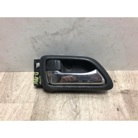 Poignee interieur avant gauche ISUZU D-MAX 1 PHASE 2 d’occasion
