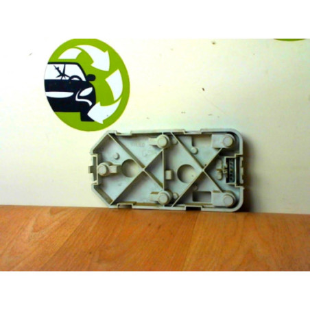 Platine feu arriere gauche PEUGEOT 309 PHASE 2 d’occasion