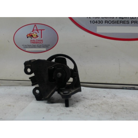 Support moteur FORD MONDEO 1.8 TD d’occasion