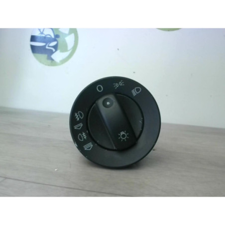 Commande de phare AUDI A4 2 AVANT PHASE 2 BREAK d’occasion