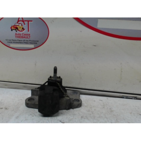 Support moteur gauche RENAULT  d’occasion