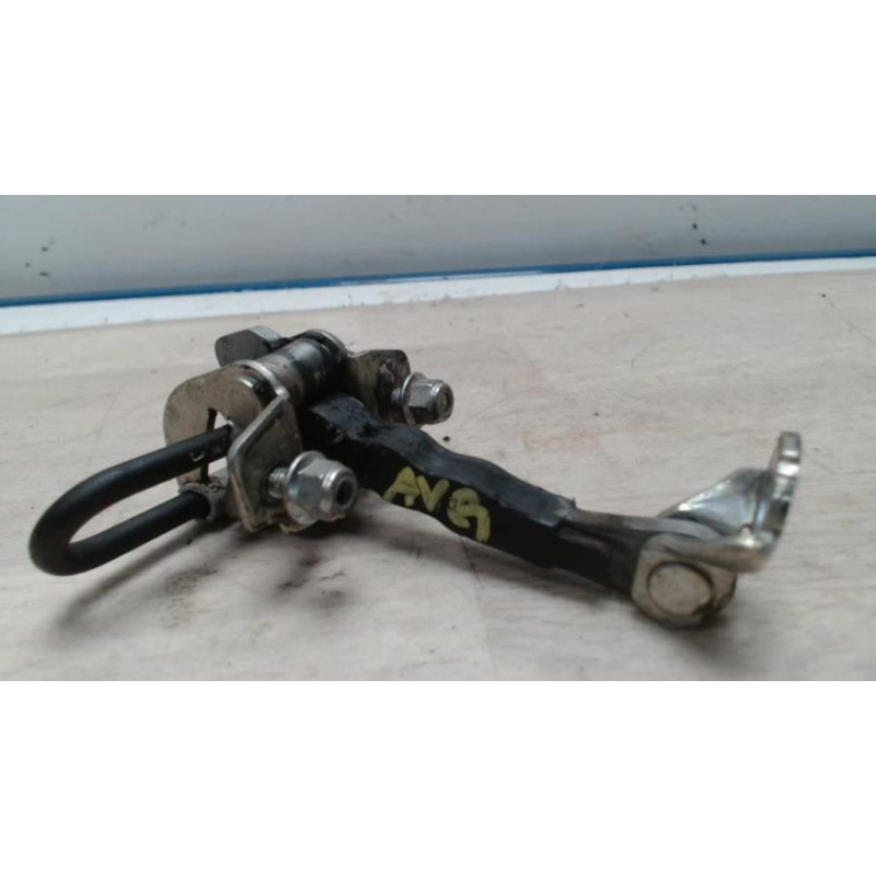 Tirant de porte avant gauche FIAT GRANDE PUNTO d’occasion