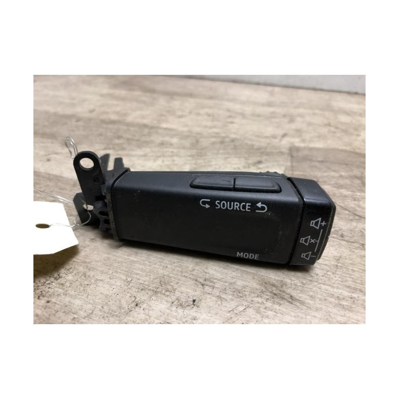 Commande autoradio RENAULT CLIO 5 d’occasion