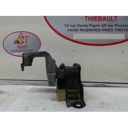 Support moteur droit RENAULT  d’occasion