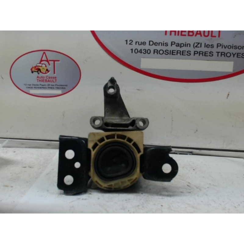 Support moteur droit RENAULT  d’occasion