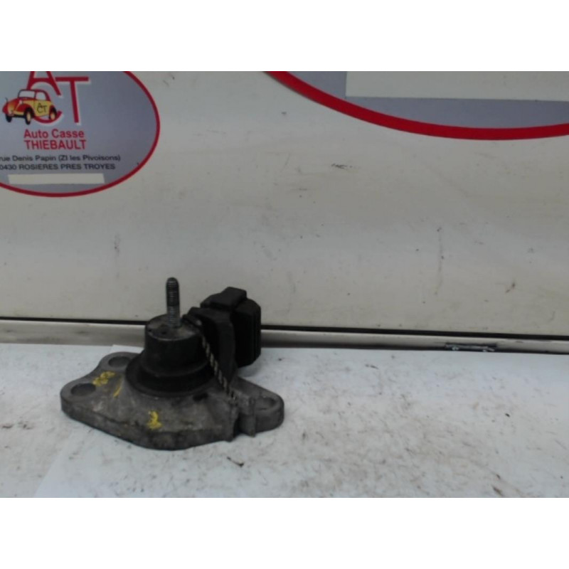 Support moteur droit RENAULT  d’occasion