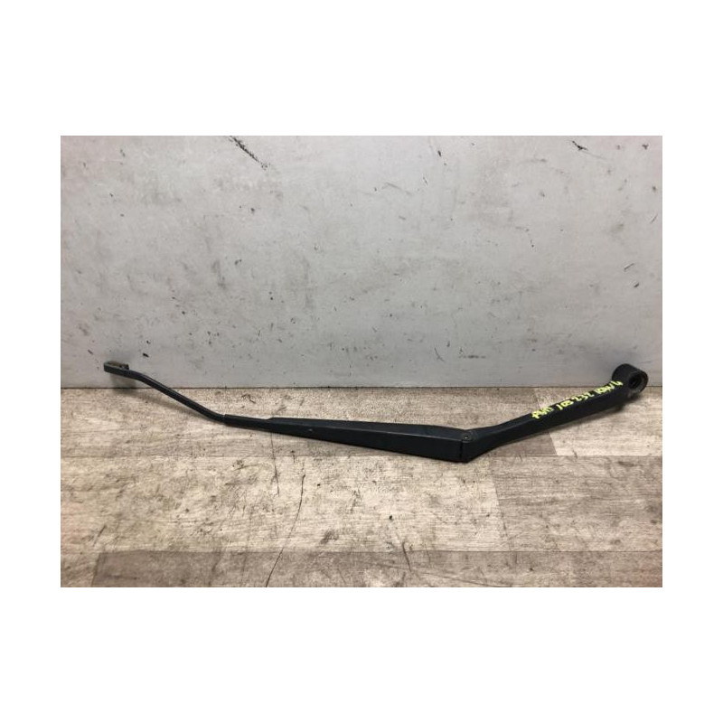 Bras essuie glace avant droit TOYOTA RAV4 2 PHASE 1 d’occasion