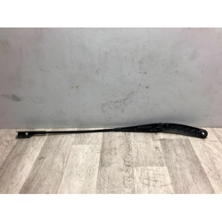 Bras essuie glace avant droit AUDI A4 3 PHASE 2 d’occasion