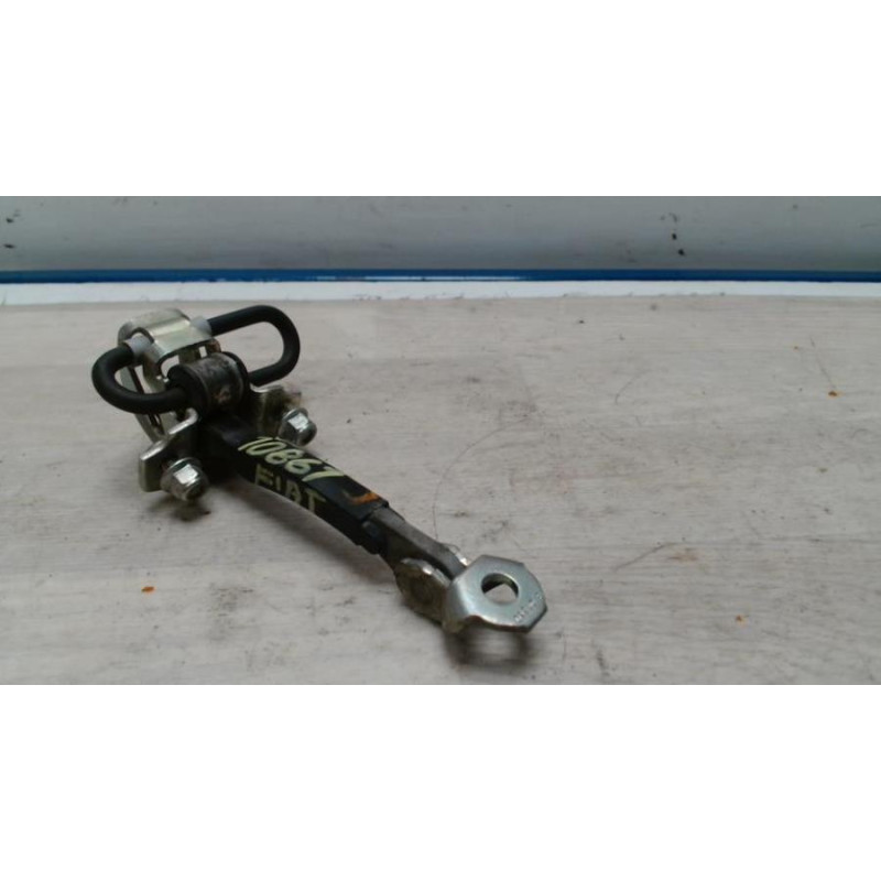 Tirant de porte arriere gauche FIAT GRANDE PUNTO d’occasion