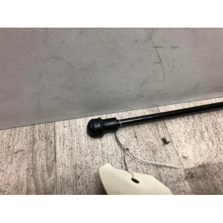 Verin de coffre gauche AUDI A4 3 PHASE 2 d’occasion