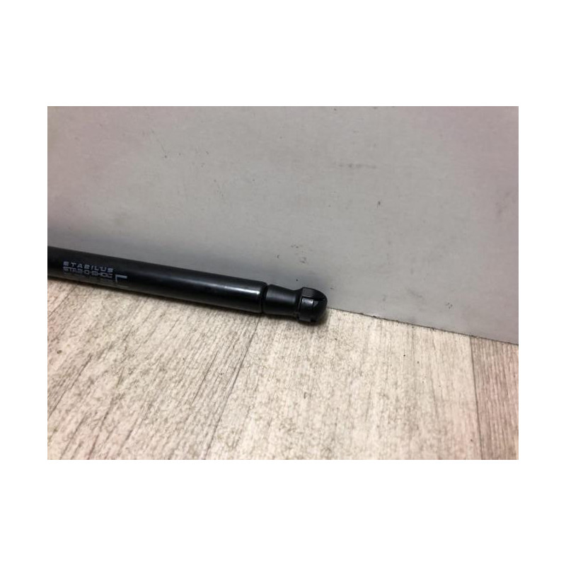 Verin de coffre gauche AUDI A4 3 PHASE 2 d’occasion