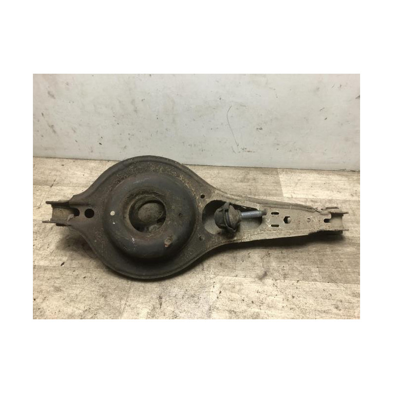Bras de suspension arriere droit FORD FOCUS 3 PHASE 1 d’occasion