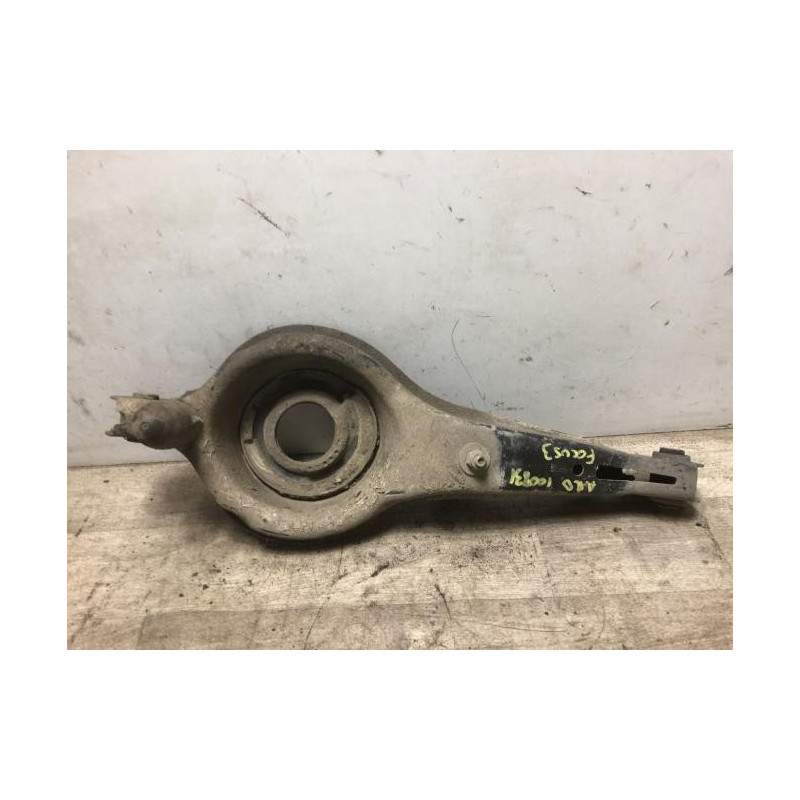 Bras de suspension arriere droit FORD FOCUS 3 PHASE 1 d’occasion