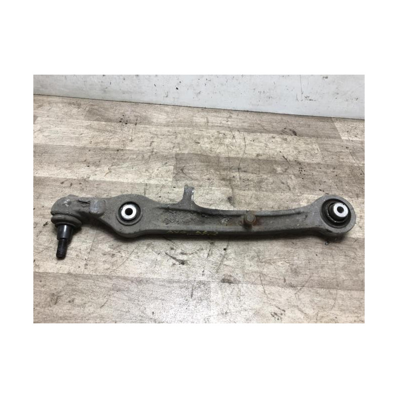Bras de suspension superieur avant gauche AUDI A6 3 AVANT PHASE 1 BREAK d’occasion