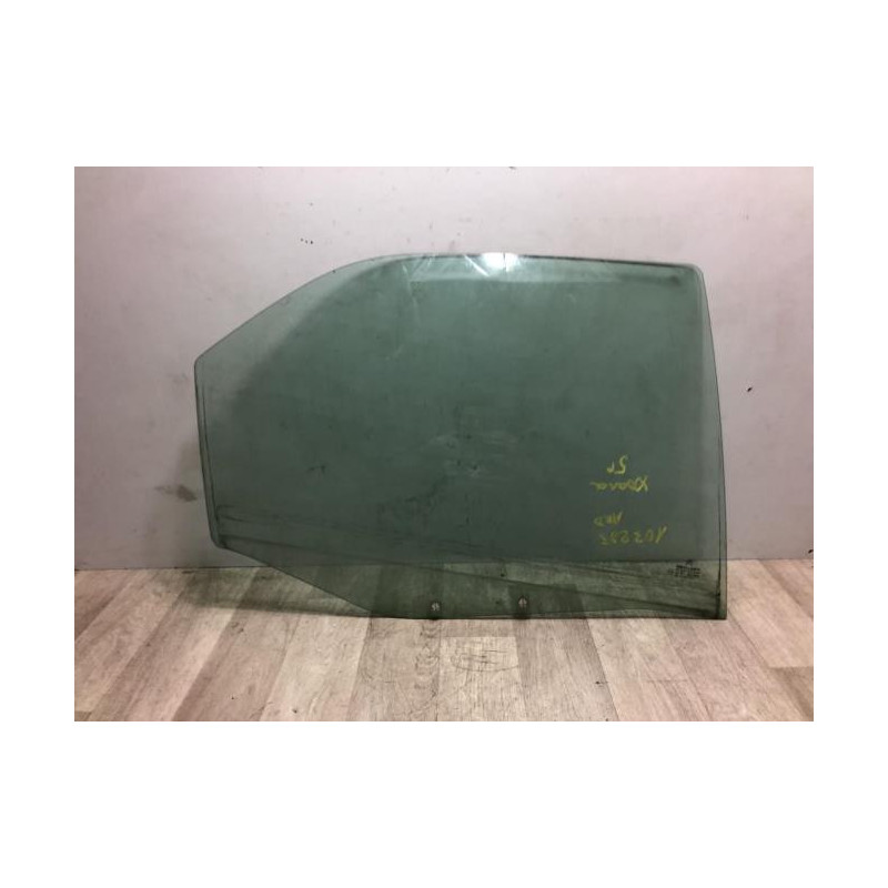 Vitre arriere droit CITROEN XSARA PHASE 1 d’occasion