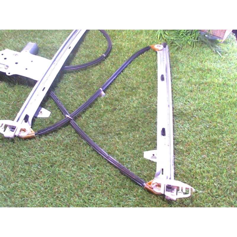 Leve vitre electrique avant droit CITROEN XSARA PICASSO PHASE 1 d’occasion