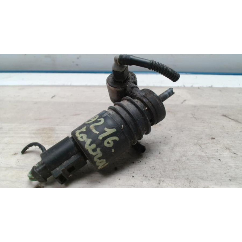 Pompe lave glace avant VOLKSWAGEN TOURAN 1 PHASE 1 d’occasion
