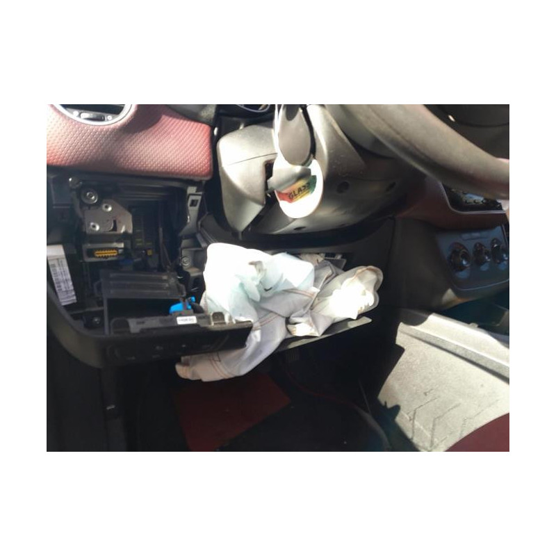 Vitre arriere droit FIAT PUNTO EVO 3 d’occasion
