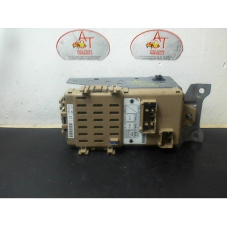 Porte fusible SUBARU IMPREZA II d’occasion