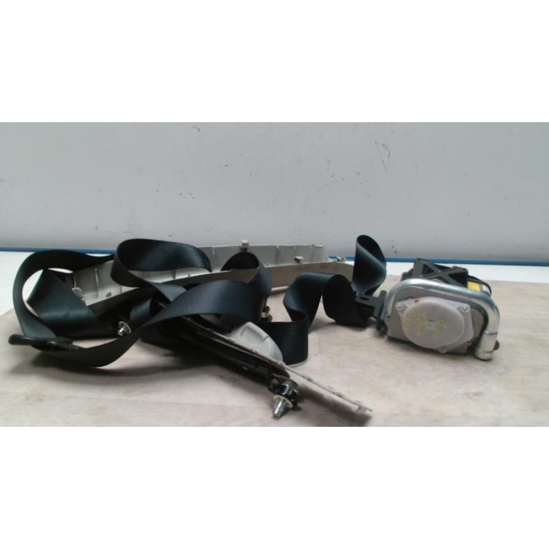 Ceinture avant droit NISSAN NOTE 1 PHASE 2 d’occasion