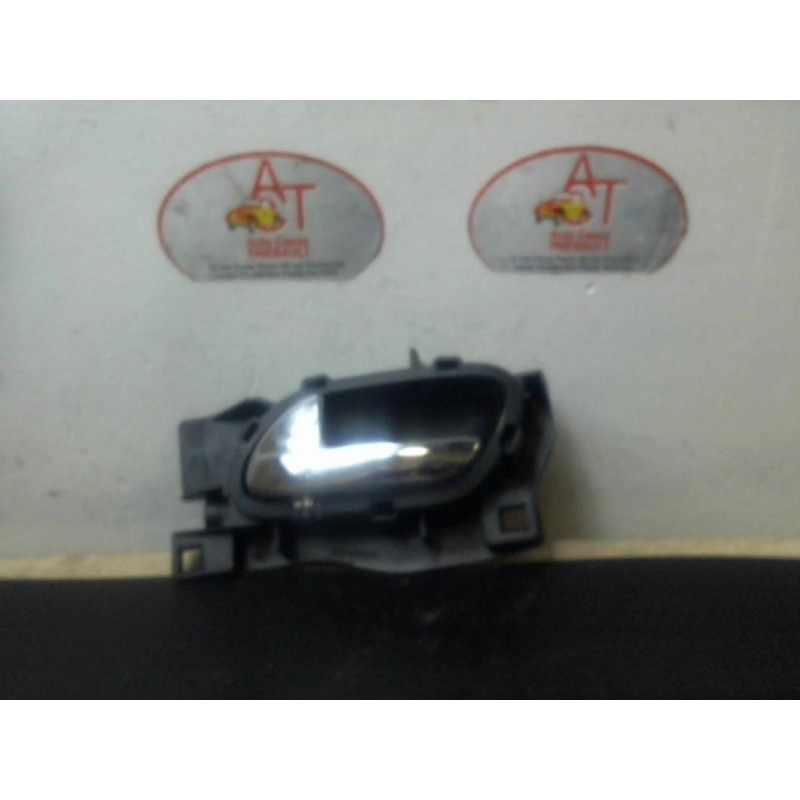 Poignee interieur avant gauche PEUGEOT 407 COUPE d’occasion