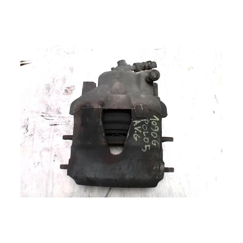 Etrier avant gauche (freinage) VOLKSWAGEN POLO 5 PHASE 1 d’occasion