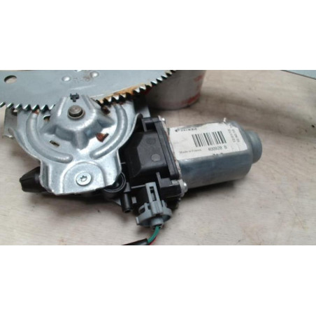 Leve vitre electrique arriere gauche NISSAN NOTE 1 PHASE 2 d’occasion