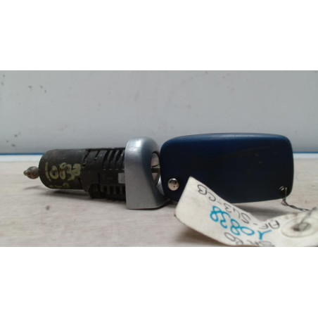 Barillet porte avant gauche FIAT STILO d’occasion